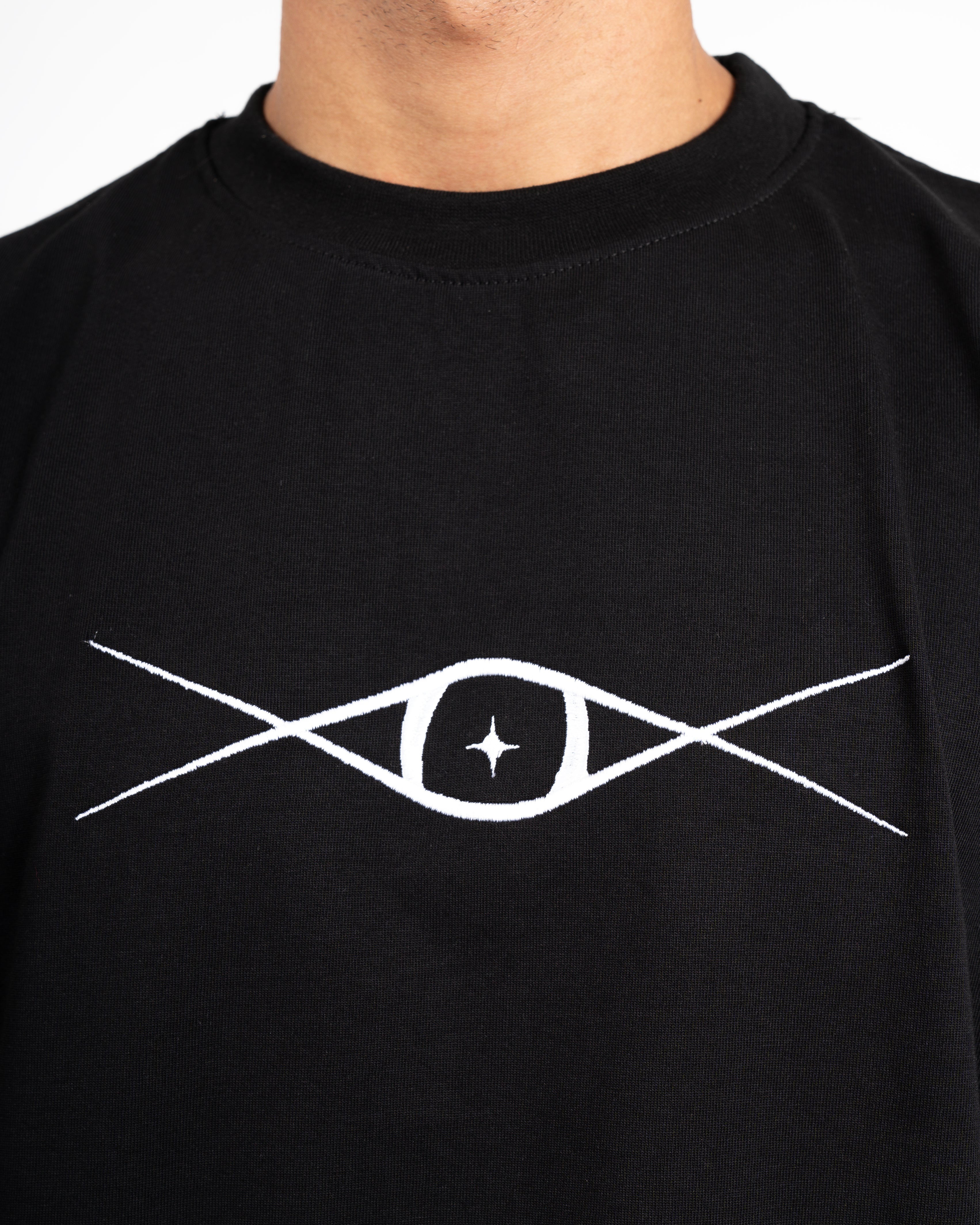 NOVA BLACK BOXY TEE