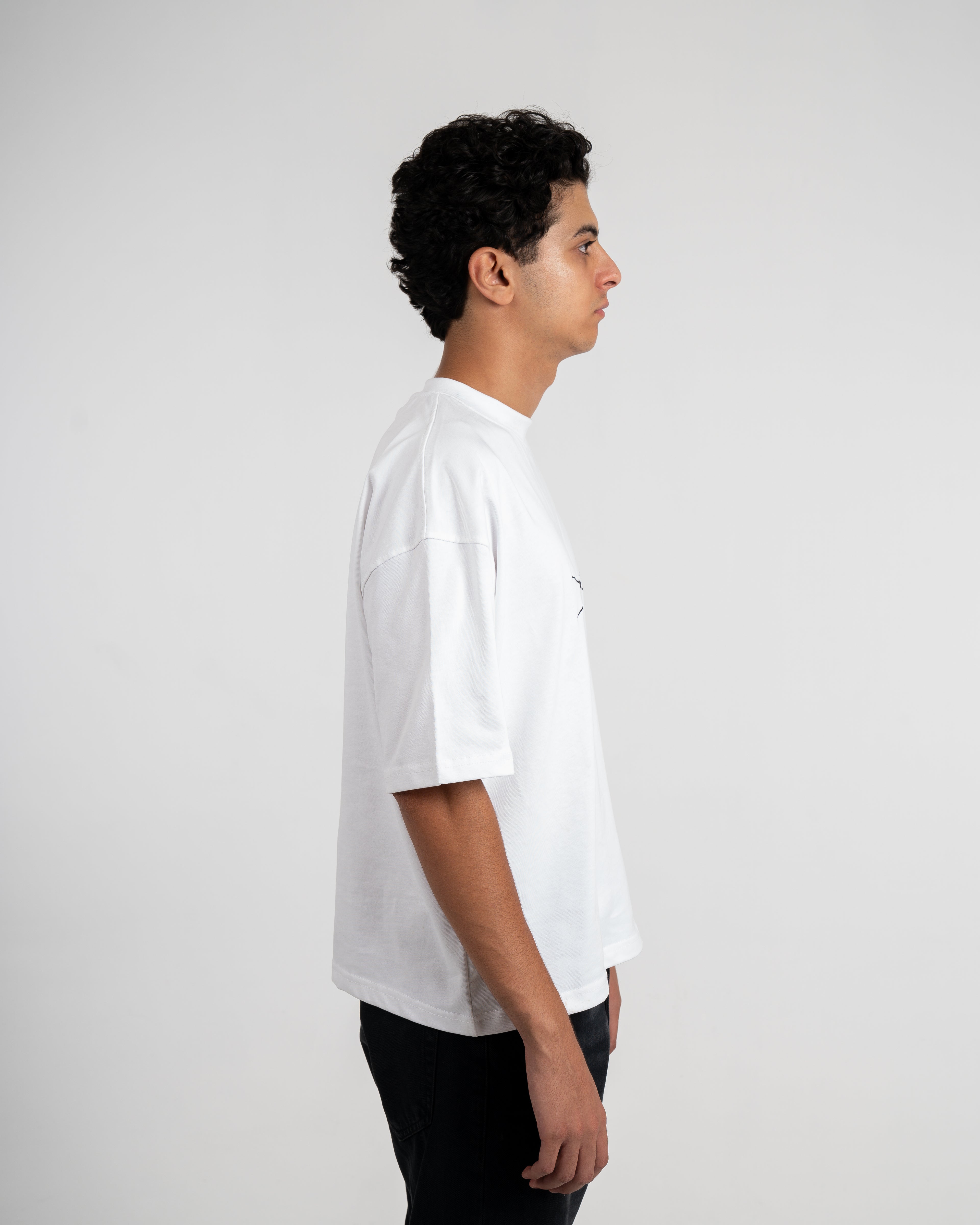 NOVA WHITE BOXY TEE
